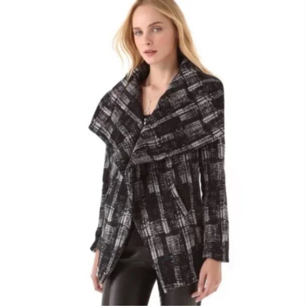 ANTHROPOLOGIE FUNKTIONAL Modernist Shall Collar Coat Jacket